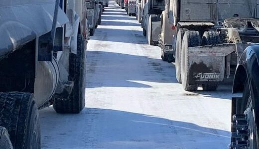 カナダ 史上最長のトラック大集団フリーダムコンボイ